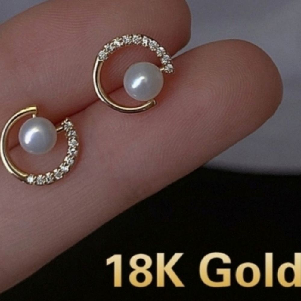 NEW 18K Gold plated pearl crystal c shaped studs